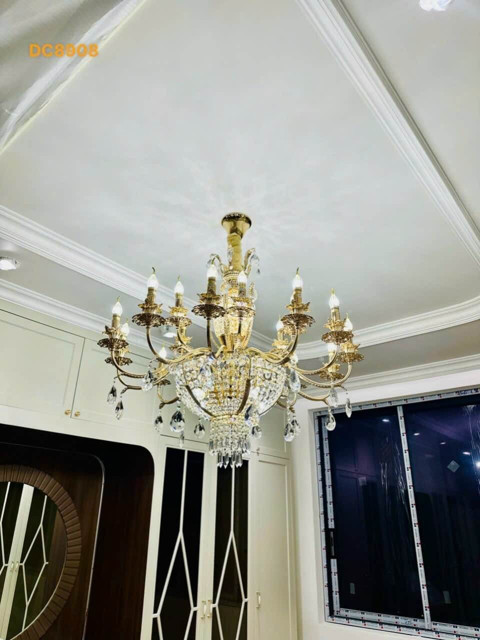 Đèn chùm pha lê DC8908T18