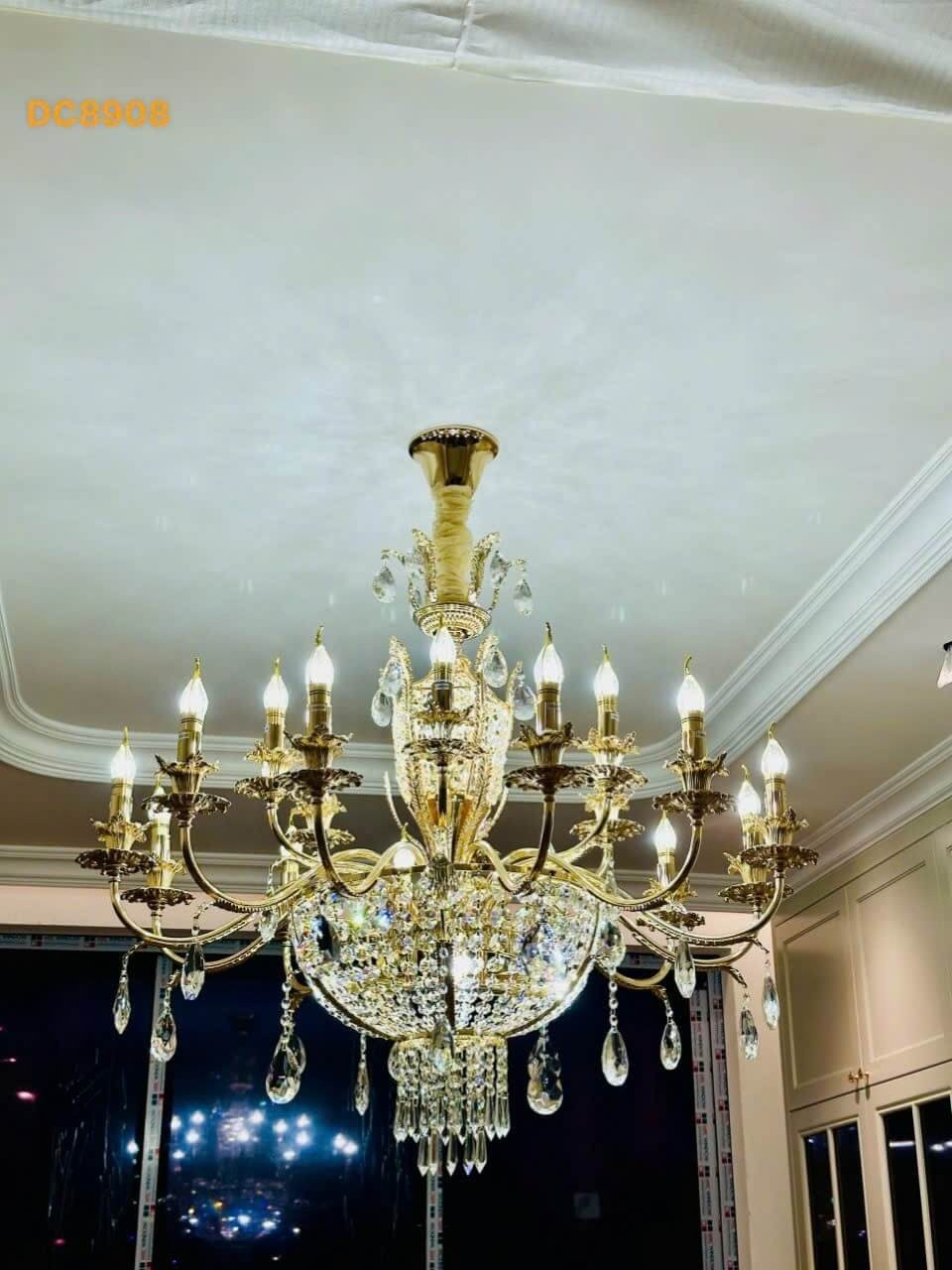 Đèn chùm pha lê DC8908T18