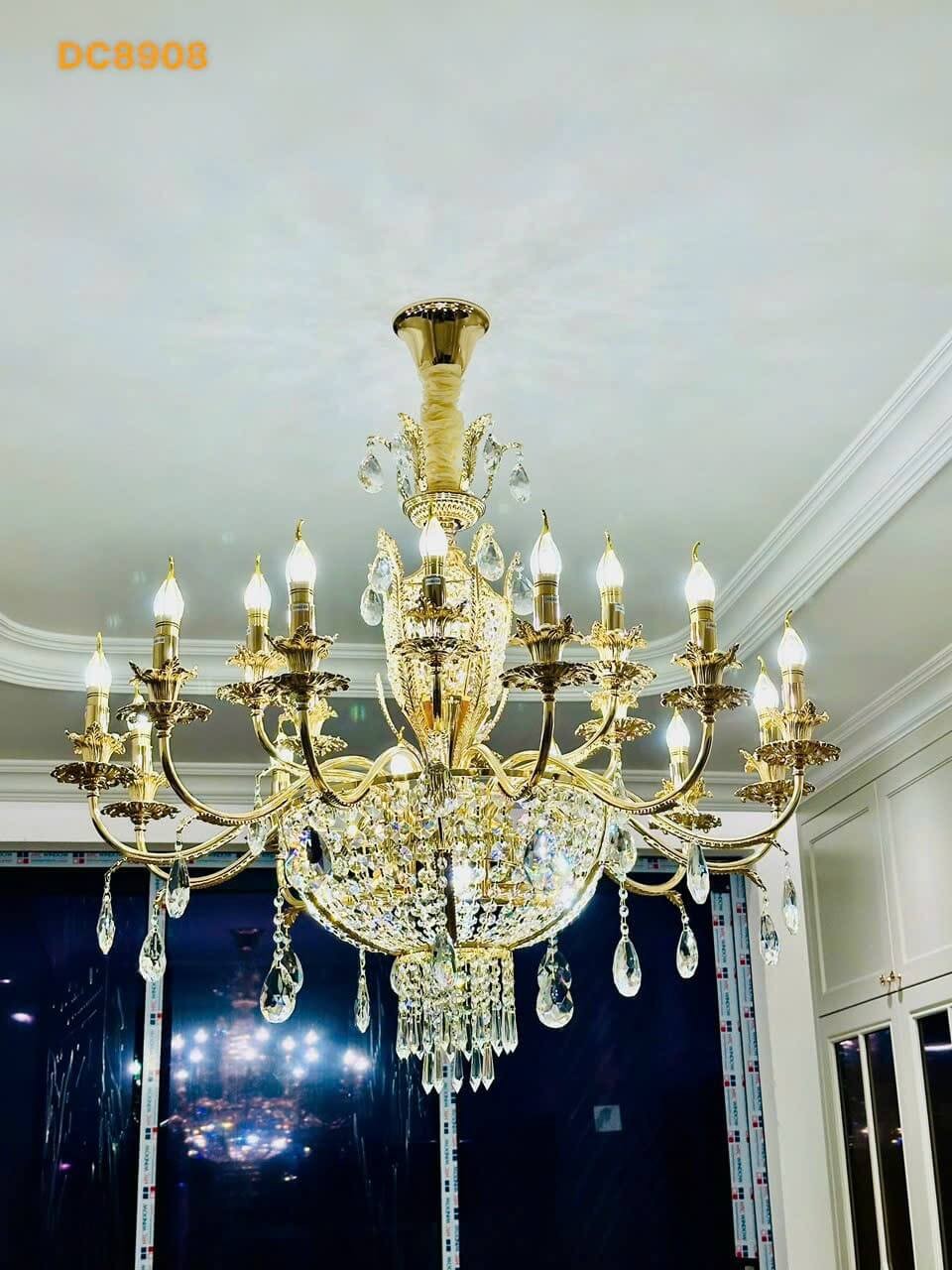 Đèn chùm pha lê DC8908T18