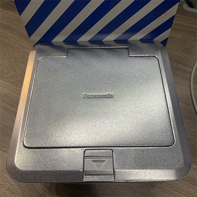 Ổ cắm âm sàn 3 thiết bị DUF1200LTK-1